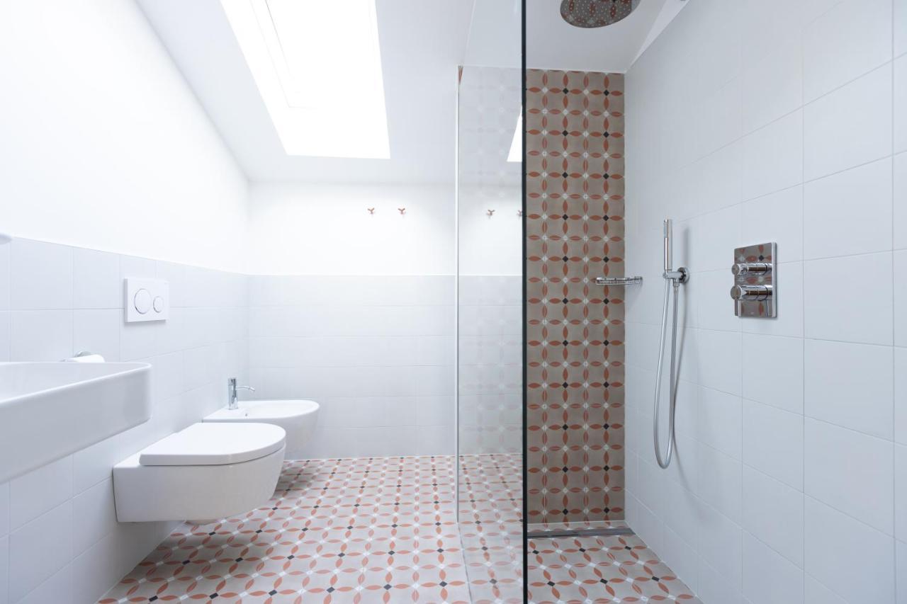 Schoene Wohnung Am Stadtrand Von Meran Valentinhof Bagian luar foto